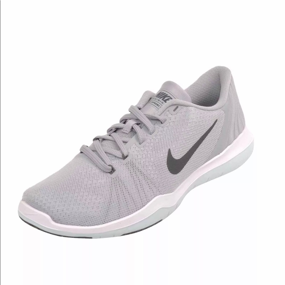 New women’s Nike flex supreme TR5 training shoes !